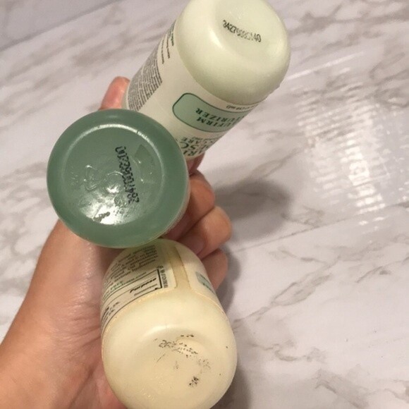 Mario badescu skincare travel size 
Cellufirm , glycolic gel and complex moist - Picture 7 of 10